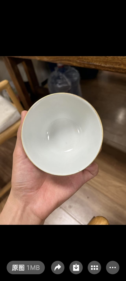 古玩陶瓷瓜蝶童子粉彩杯真品鑒賞圖