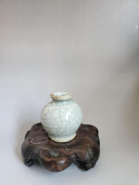 古玩陶瓷哥釉水盂真品鑒賞圖