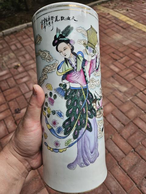 古玩陶瓷粉彩人物故事帽筒真品鑒賞圖