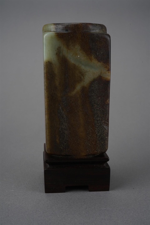 古玩玉器和田玉雕“筆筒”真品鑒賞圖