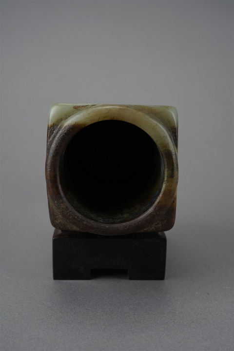 古玩玉器和田玉雕“筆筒”真品鑒賞圖