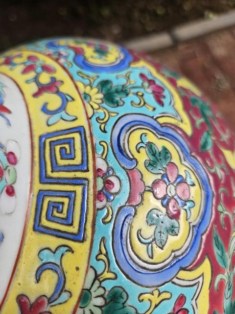 古玩陶瓷胭脂紅開光粉彩人物故事紋將軍罐真品鑒賞圖
