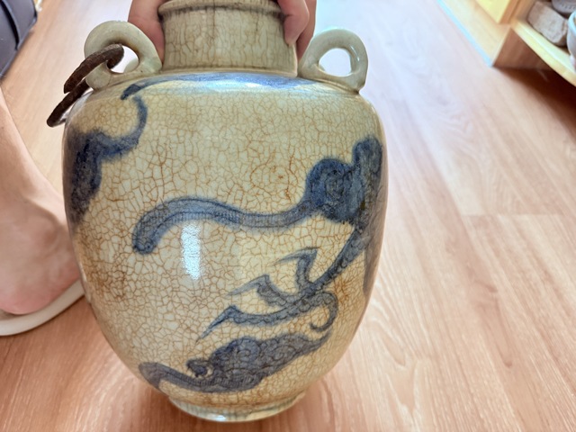 古玩陶瓷龍紋青花壺真品鑒賞圖