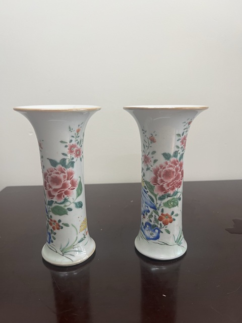 古玩陶瓷粉彩花觚真品鑒賞圖