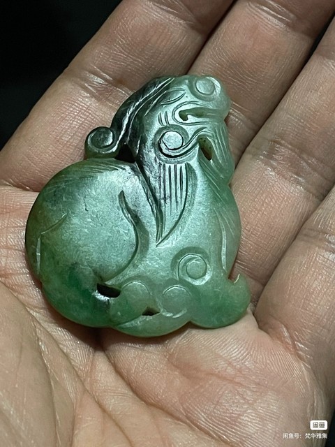 古玩玉器翡翠雕“瑞獸”把件真品鑒賞圖