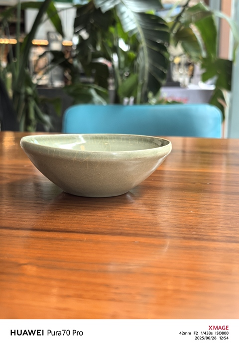 古玩陶瓷青釉缽真品鑒賞圖