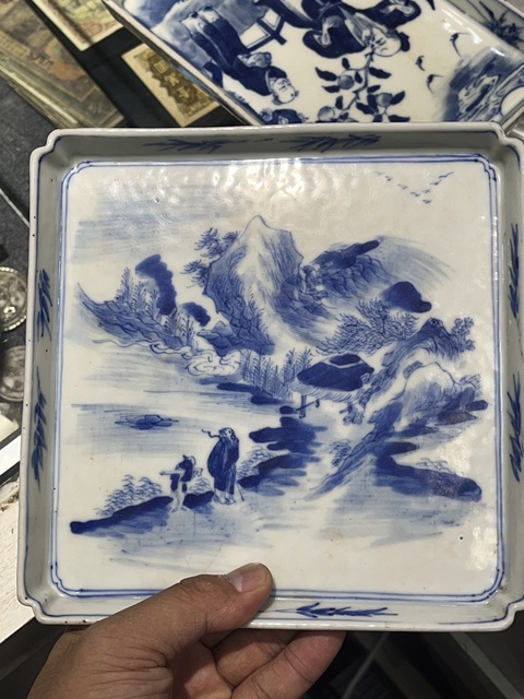 古玩陶瓷青花山水人物四方倭角盤真品鑒賞圖
