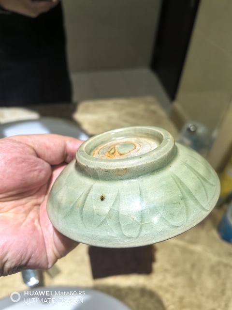 古玩陶瓷龍泉青瓷雙魚洗真品鑒賞圖