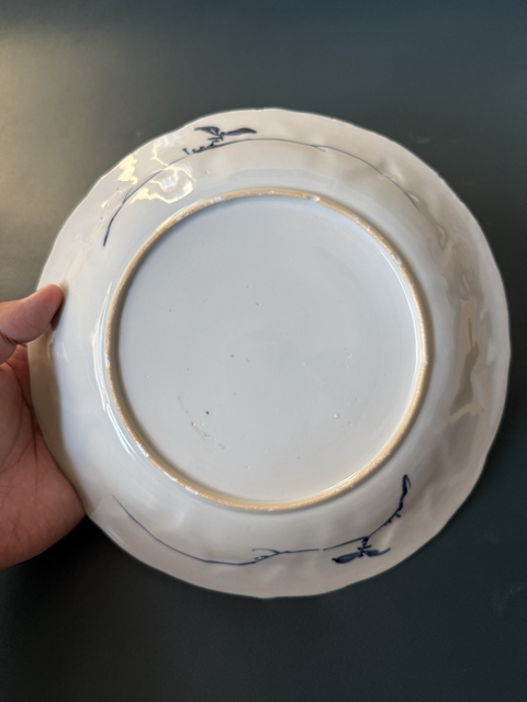 古玩陶瓷仕女紋青花盤真品鑒賞圖