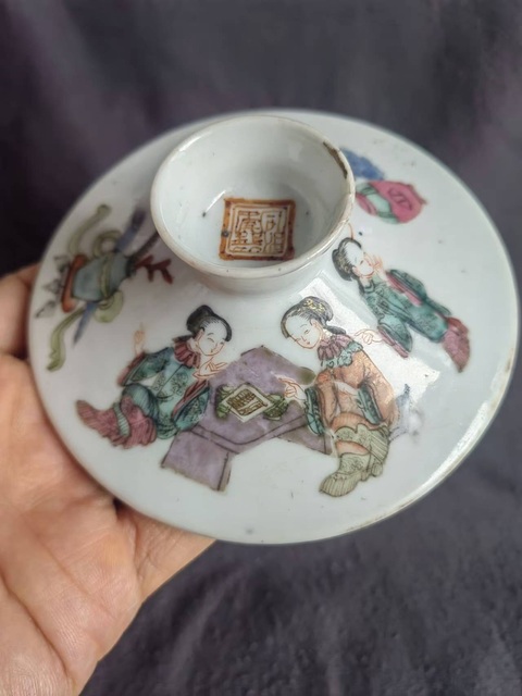 古玩陶瓷粉彩仕女人物紋蓋缸真品鑒賞圖