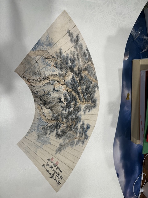 古玩字畫陳曾壽款寫意松石扇面真品鑒賞圖