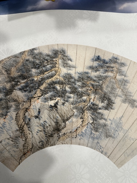 古玩字畫陳曾壽款寫意松石扇面真品鑒賞圖