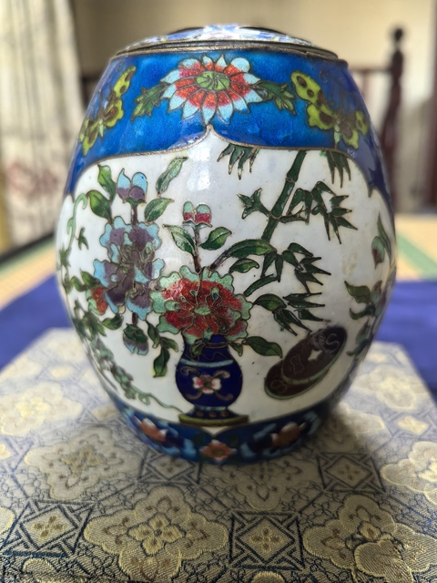 古玩陶瓷銅胎掐絲琺瑯茶葉罐真品鑒賞圖