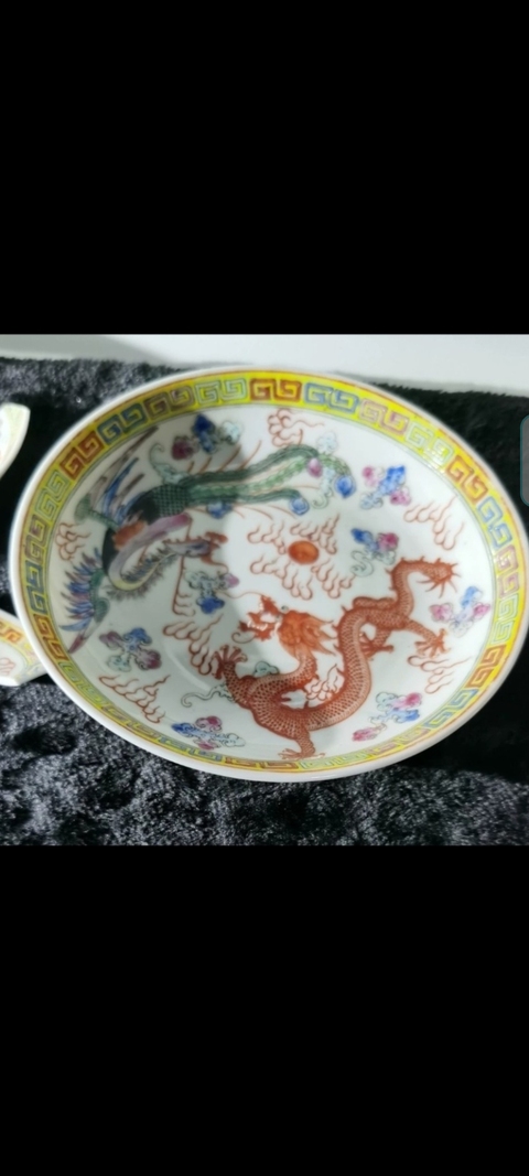 古玩陶瓷粉彩龍鳳紋盤(pán)真品鑒賞圖