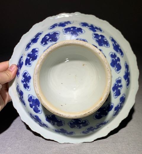 古玩陶瓷二龍戲珠青花高足盤真品鑒賞圖