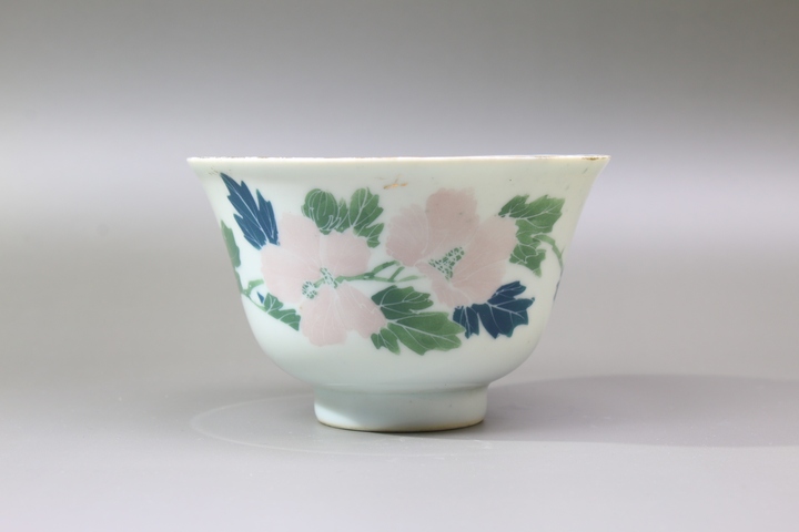 古玩陶瓷清宣統·釉下五彩花卉紋茶圓拍賣,當前價格272元