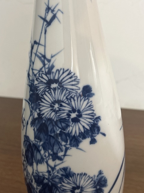古玩陶瓷花卉紋青花瓶拍賣,當前價格8000元