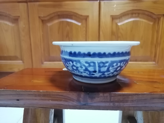 古玩陶瓷青花夔龍紋香爐拍賣,當前價格880元