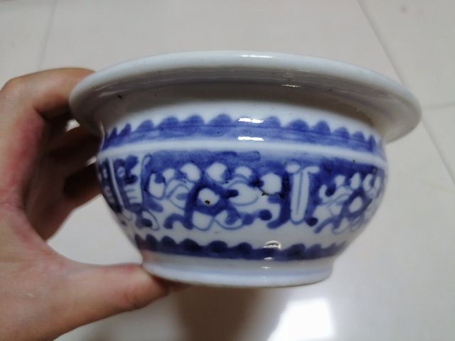 古玩陶瓷青花夔龍紋香爐拍賣,當前價格880元