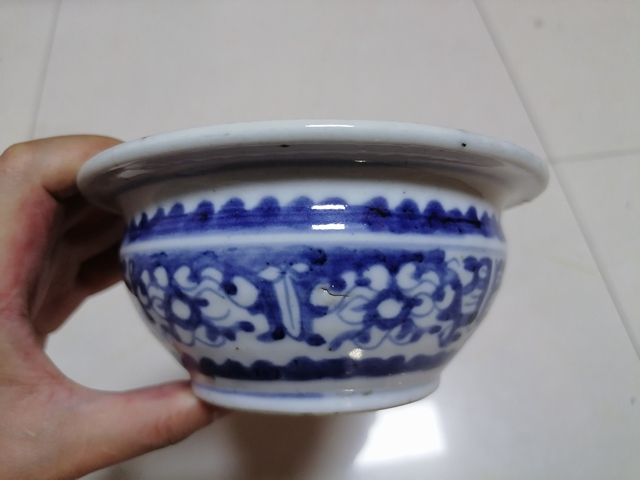 古玩陶瓷青花夔龍紋香爐拍賣,當前價格880元