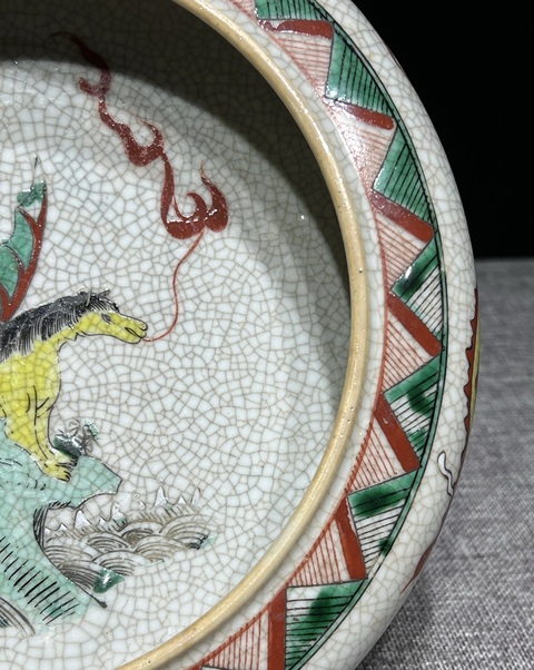 古玩陶瓷哥釉粉彩刀馬人物水洗真品鑒賞圖