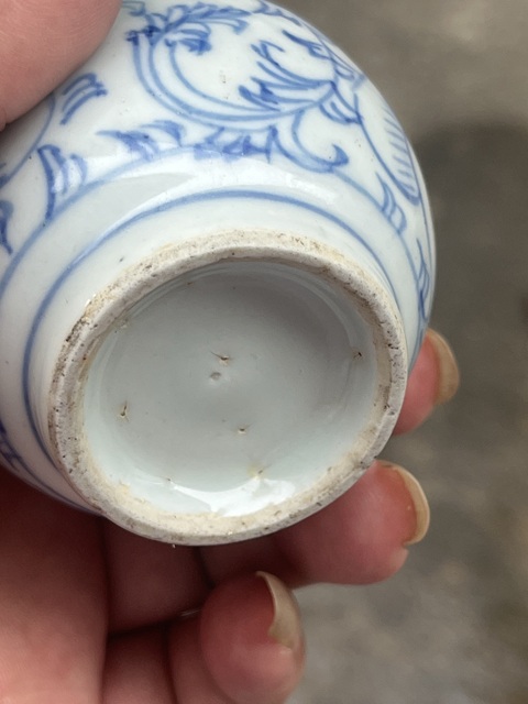 古玩陶瓷青花淡描花卉紋水盂真品鑒賞圖