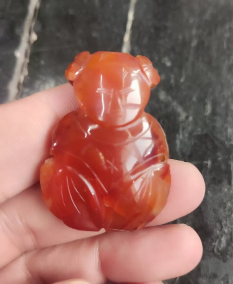 古玩玉器瑪瑙阿福真品鑒賞圖