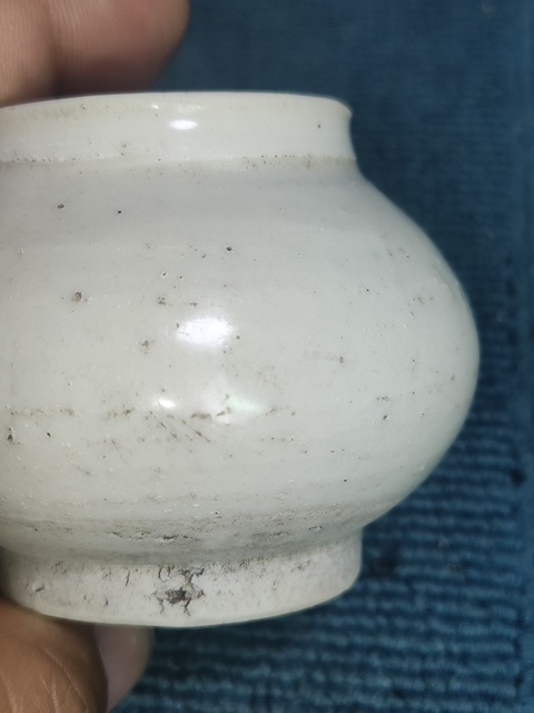 古玩陶瓷白釉罐真品鑒賞圖