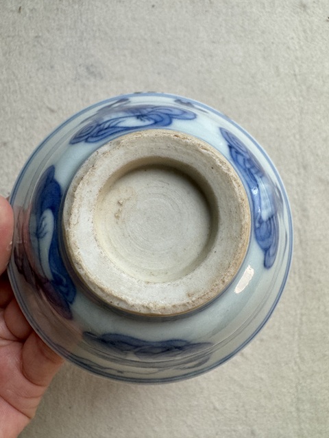 古玩陶瓷八仙圖青花杯真品鑒賞圖