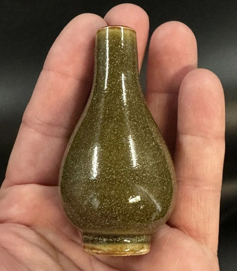 古玩陶瓷茶葉末釉鼻煙壺真品鑒賞圖