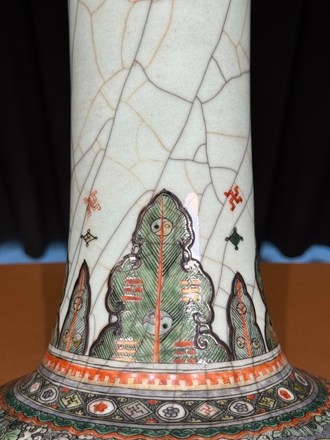 古玩陶瓷哥釉五彩瓶真品鑒賞圖