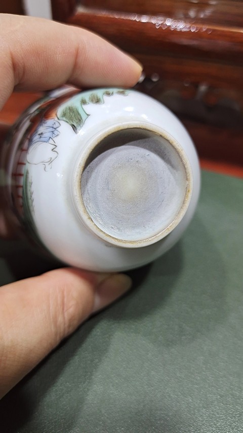 古玩陶瓷仕女紋粉彩杯真品鑒賞圖