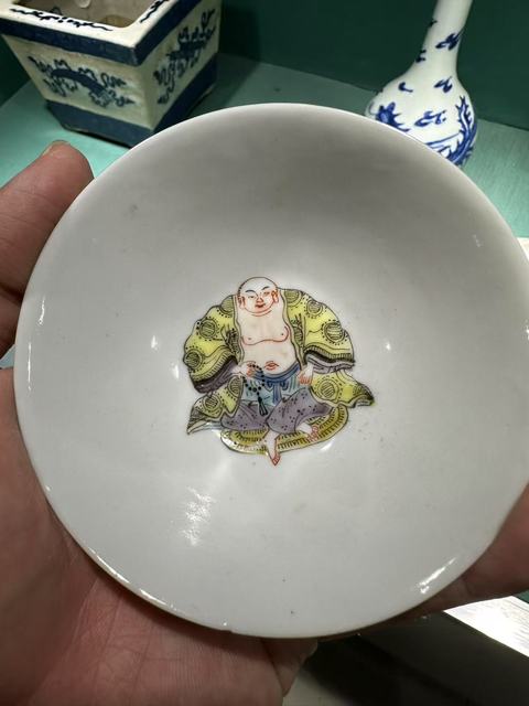 古玩陶瓷十八羅漢粉彩杯真品鑒賞圖