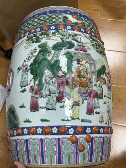 古玩陶瓷人物紋粉彩繡蹲真品鑒賞圖