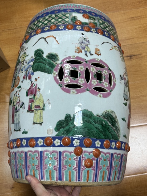 古玩陶瓷人物紋粉彩繡蹲真品鑒賞圖