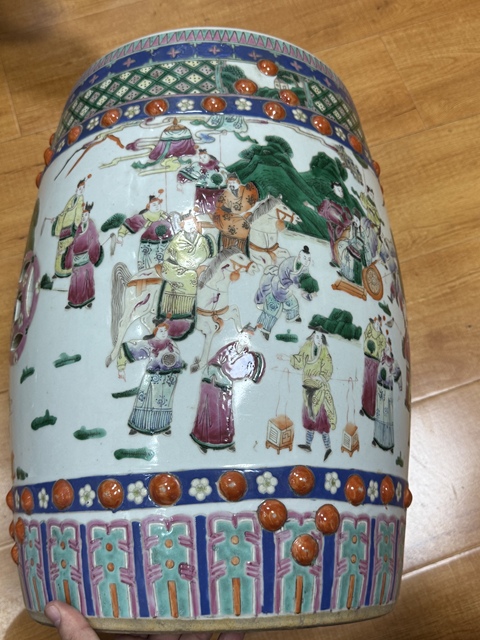 古玩陶瓷人物紋粉彩繡蹲真品鑒賞圖