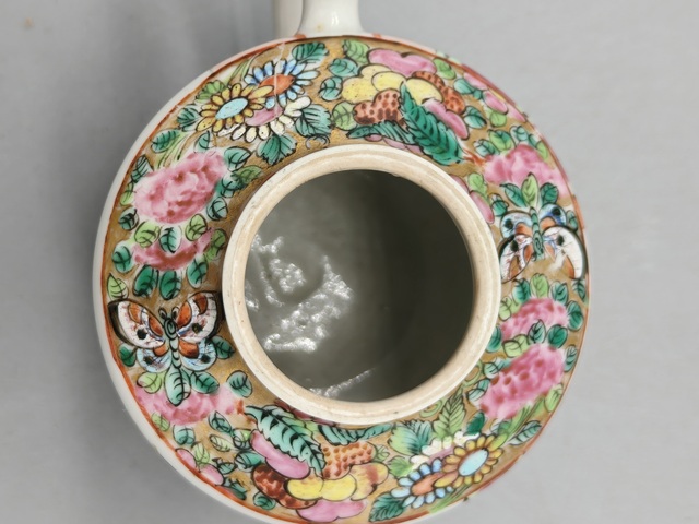 古玩陶瓷人物紋廣彩執壺真品鑒賞圖