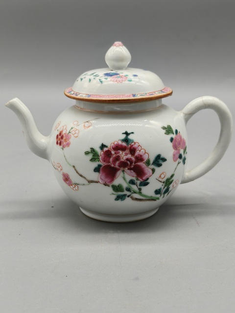 古玩陶瓷粉彩執壺真品鑒賞圖