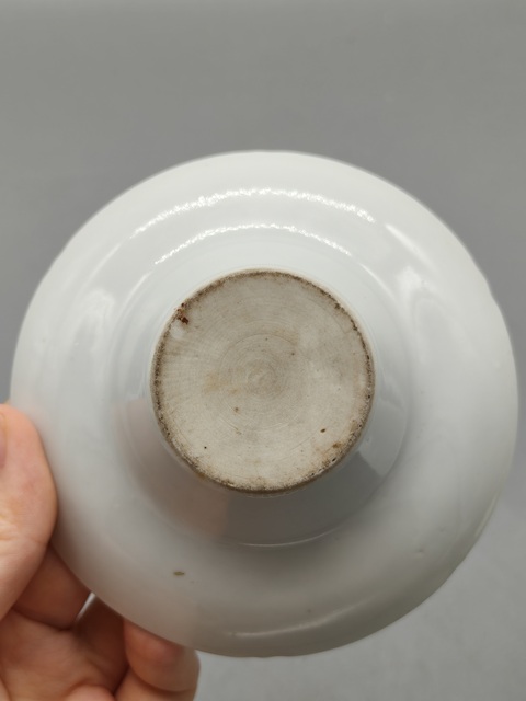古玩陶瓷葡萄紋三才蓋碗真品鑒賞圖