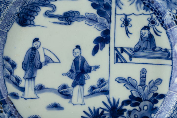 古玩陶瓷清康熙·青花西廂記人物故事紋盤拍賣，當(dāng)前價(jià)格0元