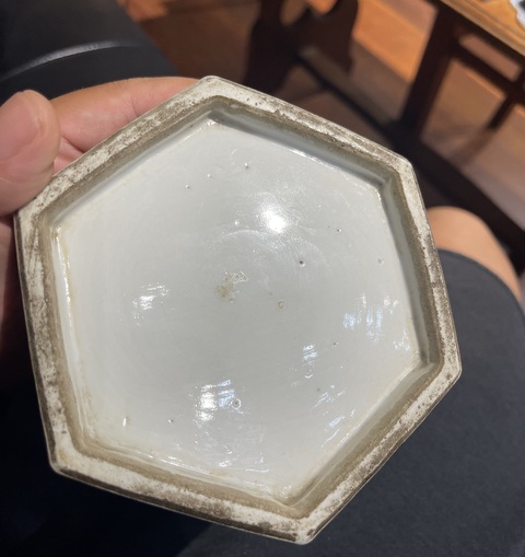古玩陶瓷粉彩無雙譜人物六方帽筒真品鑒賞圖