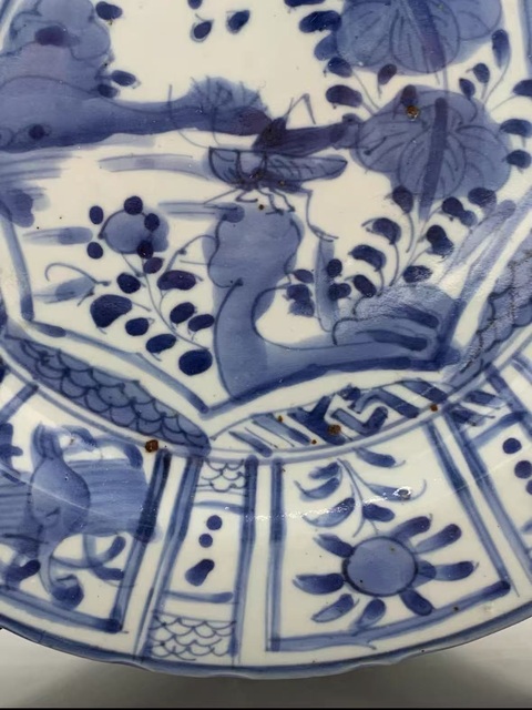古玩陶瓷飛黃騰達青花盤真品鑒賞圖