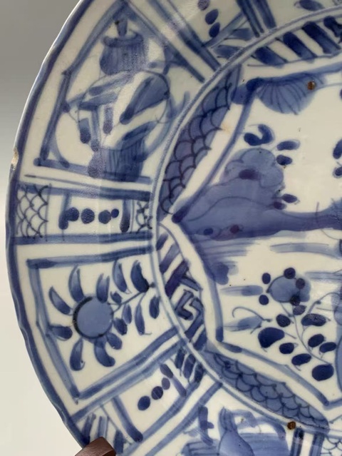 古玩陶瓷飛黃騰達青花盤真品鑒賞圖