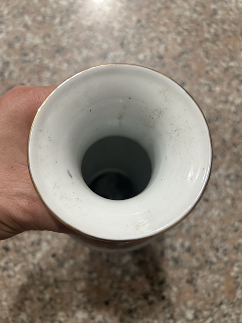 古玩陶瓷出口創匯期花鳥紋觀音瓶真品鑒賞圖