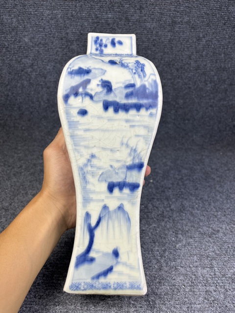 古玩陶瓷青花通景山水人物四方瓶真品鑒賞圖