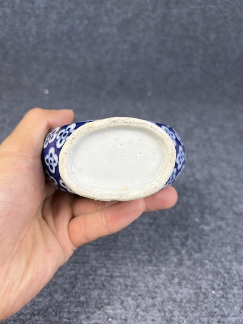 古玩陶瓷青花山水亭臺樓閣人物故事紋抱月瓶真品鑒賞圖
