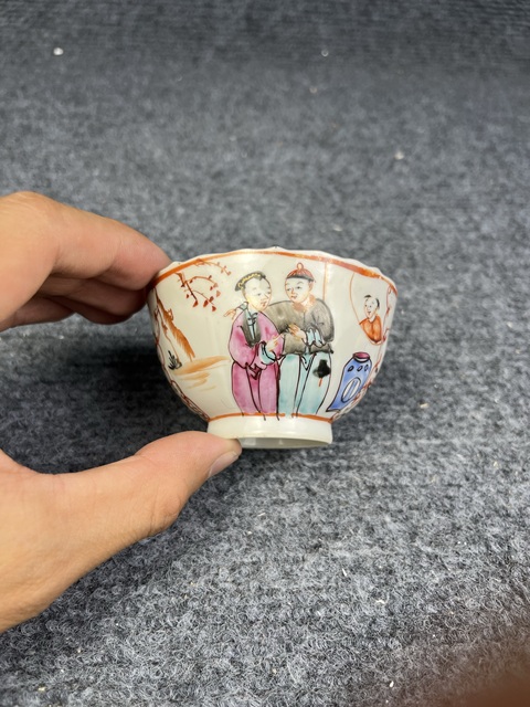 古玩陶瓷乾隆廣彩滿大人花口杯真品鑒賞圖