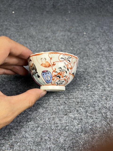 古玩陶瓷乾隆廣彩滿大人花口杯真品鑒賞圖