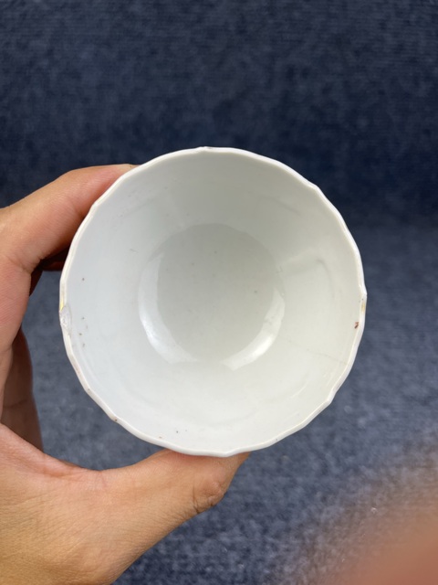 古玩陶瓷乾隆廣彩滿大人花口杯真品鑒賞圖