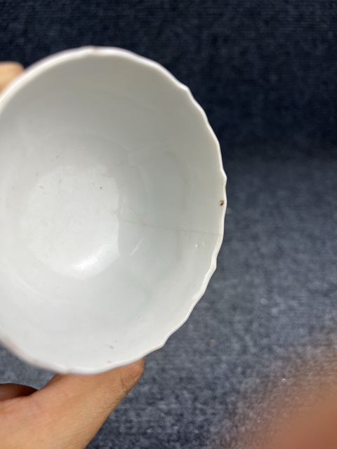 古玩陶瓷乾隆廣彩滿大人花口杯真品鑒賞圖